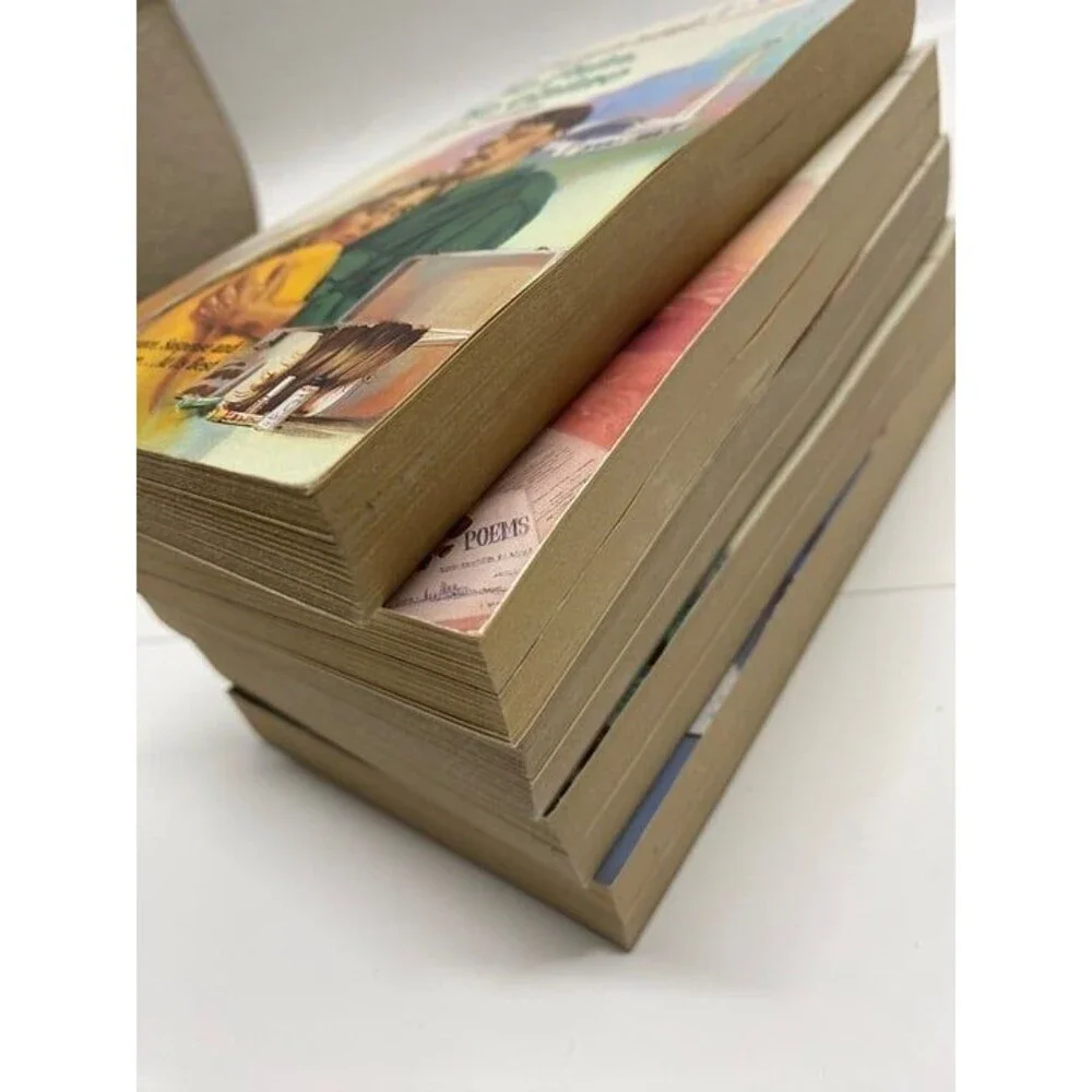 Books - Picture 5 of 10